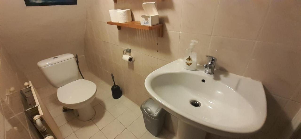 Iru, Not For Parties, Not A Hotel, Room With No Kitchen Амстердам Екстериор снимка
